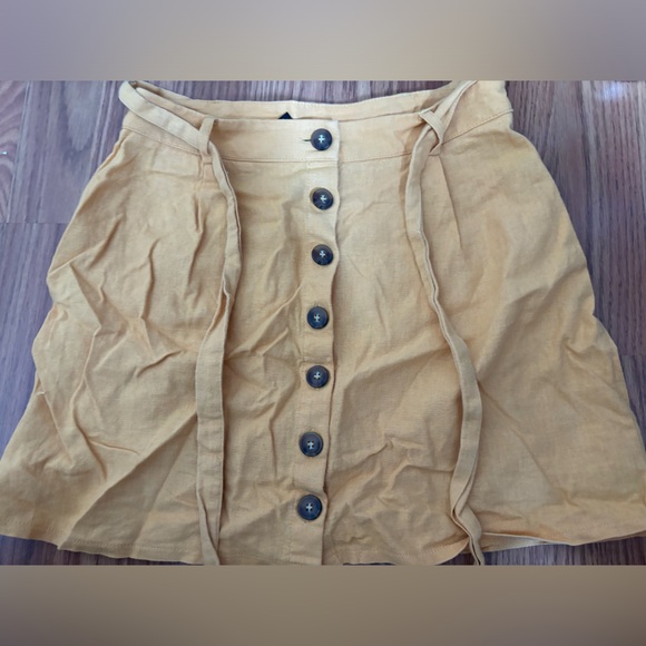 Forever 21 yellow button skirt size small tie belt - Picture 2 of 6